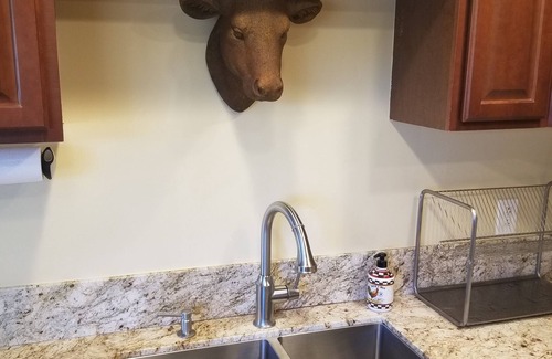 Napa House | Charming Cottage/Guest House 2 miles from Downtown Napa