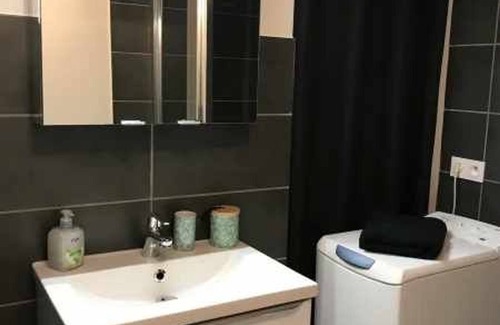 Neufchateau Apartment | Charming Cottage in Neufchâteau Near Domrémy-la-Pucelle