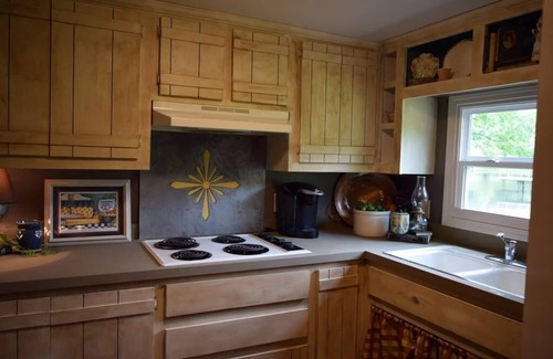 Hickman Cottage | Charming Cottage in the Tennessee Countryside