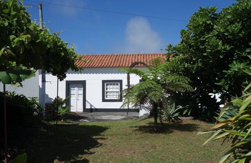 Horta House | Charming Cottage in the Heart of the Village, Near Barroque Church
