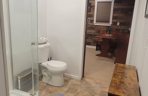 Cottonwood Cottage | Charming cottage in serene Cottonwood with AC, WiFi.