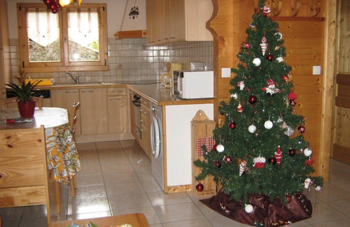 Bernex Apartment | Charming cottage nestled in the heart of the mountains recently built with every