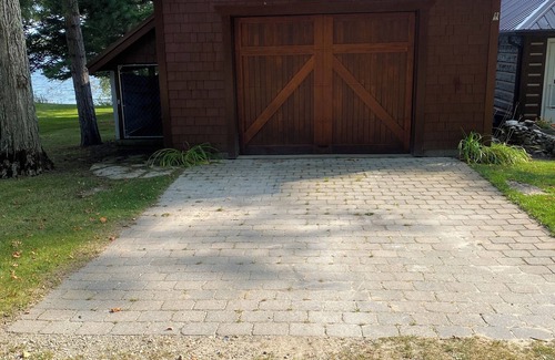 Germfask Cottage | Charming cottage on beautiful South Manistique Lake