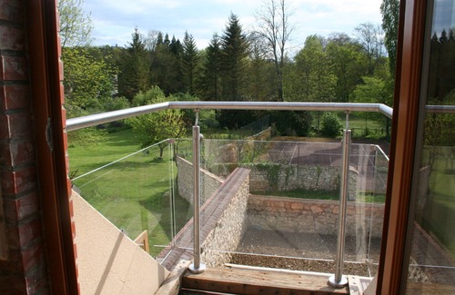 Paley Cottage | Charming cottage sleeps 6, park, authentic village near Fontainebleau