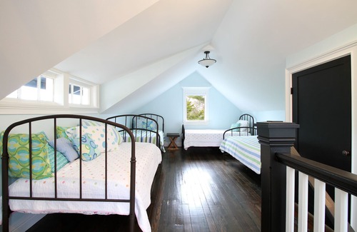 Spring Lake House | Charming Cottage ~ Steps from Spring Lake Beach