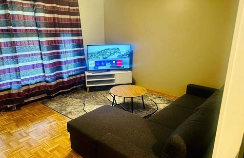 Rovaniemi Cottage | Charming cottage with WiFi and AC in welcoming Rovaniemi