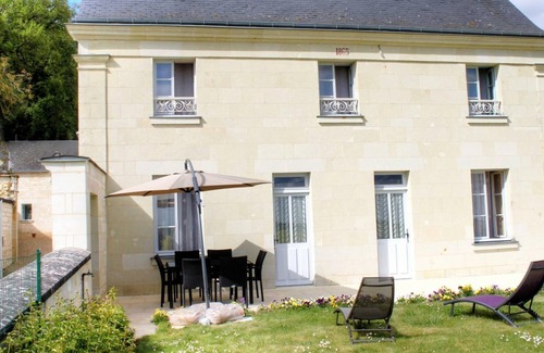 Lerne Cottage | Charming Cottage with Garden in Loire Valley - Fully Equipped, Sleeps 6, Near Historic Sites