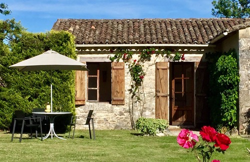 Monbazillac Cottage | Charming Country Cottage With Large Heated Pool In Monbazillac, near Bergerac