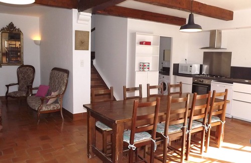 Cavaillon Cottage | Charming country cottage