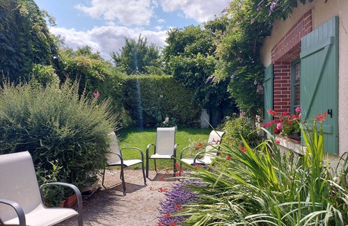 Mezieres-au-Perche Cottage | Charming Country Getaway with Garden, Near Paris - Sleeps 6