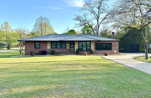 Lumpkin House | Charming Country Home near Providence Canyon