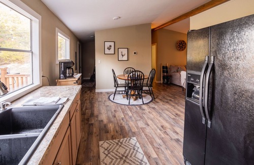 McKinney House | Charming Country Retreat w/hot tub-10 min from Downtown McKinney!