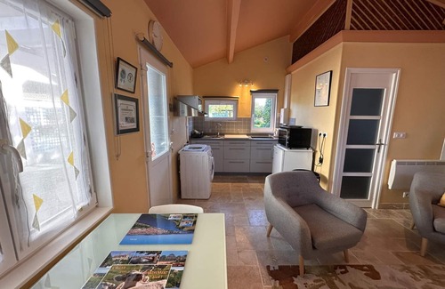 Vendat Apartment | Charming Countryside Studio with Pool near Vichy - Fully Equipped & Renovated