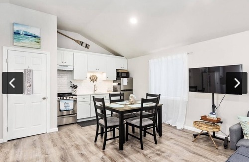 Adamsville Cottage | Charming/CozyBeachCottage-Please note rental details prior to booking. Thank You