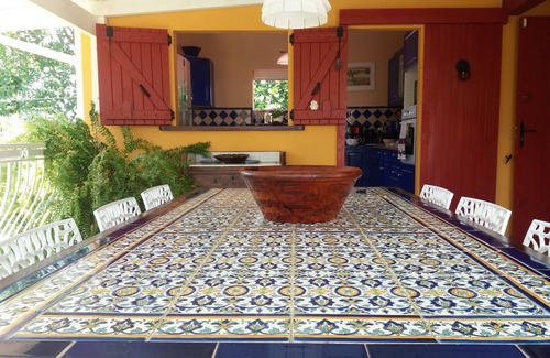 Les Abymes Villa | Charming Creole villa with pool ideal location to visit the entire island
