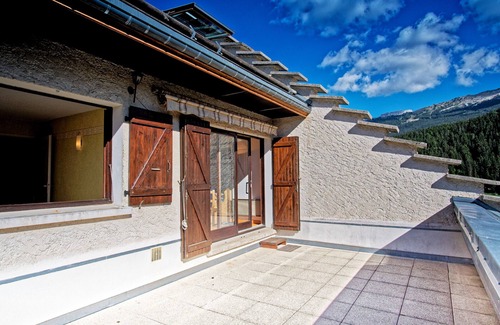 Correncon-en-Vercors Apartment | Charming Duplex with Terrace and Private Garden in Corrençon-en-Vercors