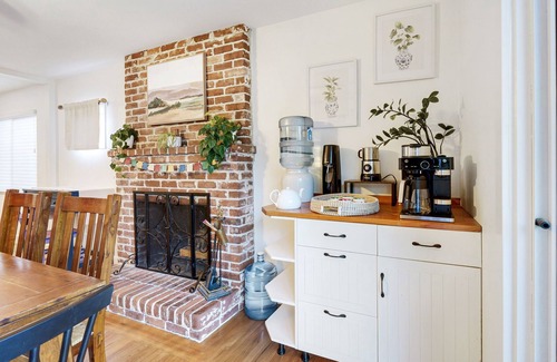 Davis House | Charming Davis Retreat: Cozy & Central