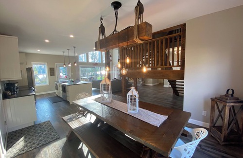 Unorganized Centre Parry Sound Cottage | Charming Deer Lake Cottage for 1-4 Guests