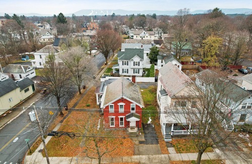 Glens Falls Apartment | Charming dog-friendly apartment with skiing, waterfalls, & kitchenette