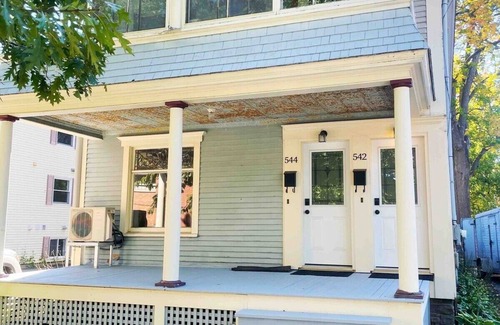Fredericton House | Charming downtown apartment located in a 2 unit home