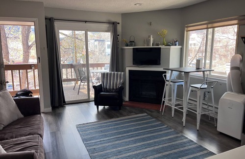 Central Boulder Condo | Charming Downtown Boulder Condo - Only 2 Blocks From Pearl Street