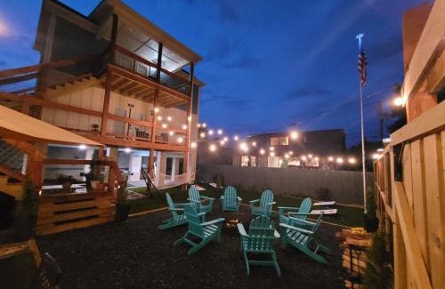 Bryson City Apartment | Charming Downtown Bryson City SkyLoft Studio 3 - Perfect for Couples