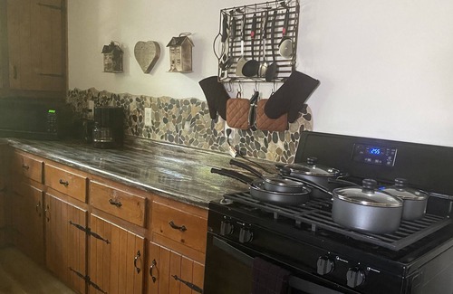 Rutherfordton House | CHARMING DOWNTOWN HISTORIC HOME IN THE HEART Of IT ALL!!