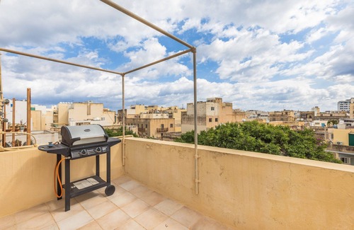 Tower Road Apartment | Charming Duplex Apartment in the centre of Sliema