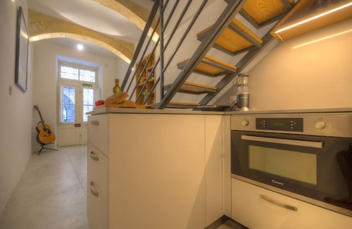 Valletta Apartment | Charming duplex apartment in ideal location RCAS1