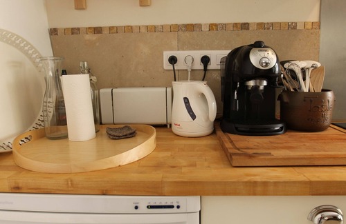 Bonnieux Apartment | Charming Duplex/WiFi-AC-Terrace/Bonnieux Luberon