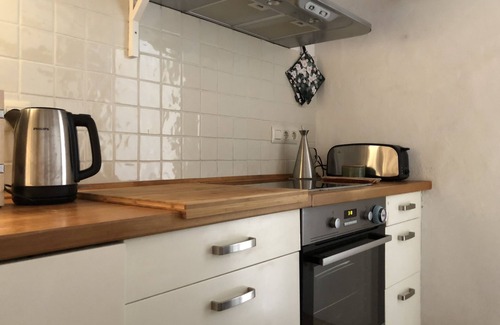 La Bisbal d'Emporda House | Charming Empordà Costa Brava house near the best beaches, private garden