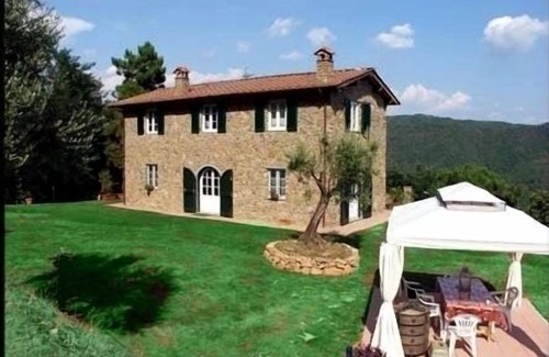 Macchino Villa | Charming & elegant villa with private pool panoramic garden near Lucca