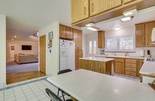 Elko House | Charming Elko Home w/Pool Table!