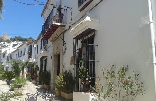 Jimena de la Frontera House | Charming 18th Century Andalucian Town House