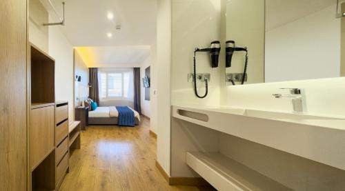 Castillejos Apartment | Charming Eurobuilding 2 Splendid Madrid - Apartamento para 4