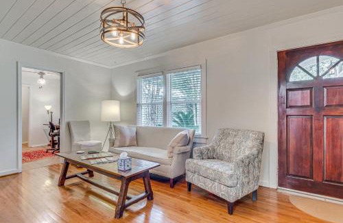 Fairhope House | Charming Fairhope Home about 2 Mi to North Beach Park!