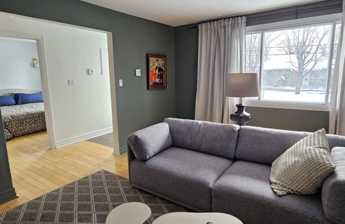 Saint-Lambert Apartment | Charming family and pet-friendly 2 bedrooms apartment, near parks and metro