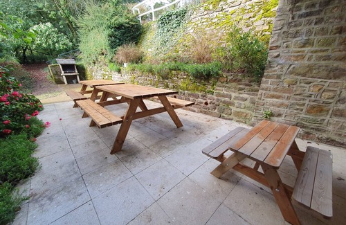 Clecy House | Charming Farm Stay – 16 Guests – Suisse Normande