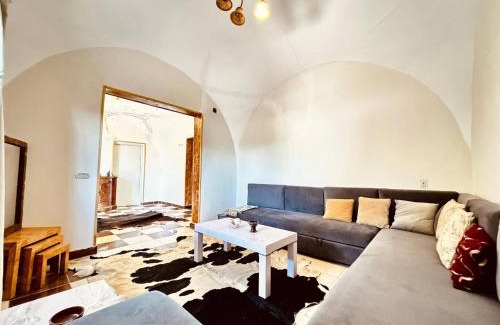 Abu Sir House | Charming Farm Stay with Barbecue Horses Monkeys and fun