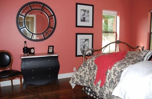 Yountville Other | Charming Farmhouse in Historic Old Town Yountville -Stroll to Restaurants, Shops