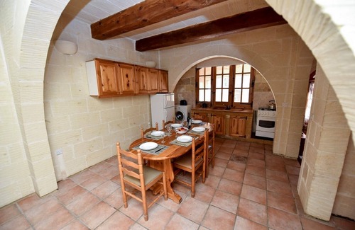 Sannat Other | Charming farmhouse situated between the villages of Munxar and Sannat