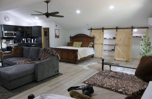Florence Other | Charming Farmhouse studio ! Packed with modern amenities with all the charm!
