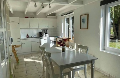 De Panne House | Charming fisherman's house with private garden