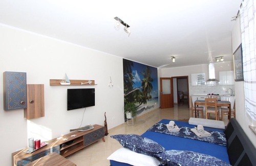 Matohanci Apartment | Charming flat near Rovinj with private car park, air conditioning, WiFi, baby cot