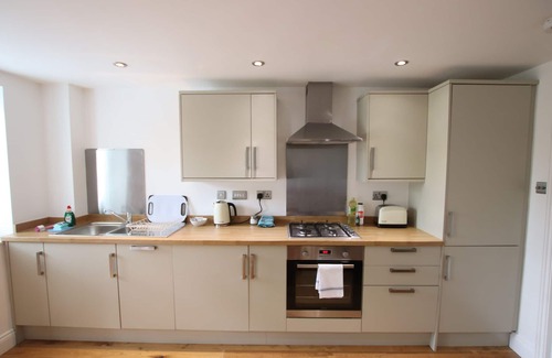 Clifton Apartment | Charming flat with private patio in Clifton