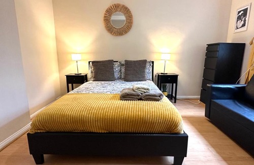 Maida Vale Apartment | Charming Flats with Fast WIFI on the Famous Abbey Road