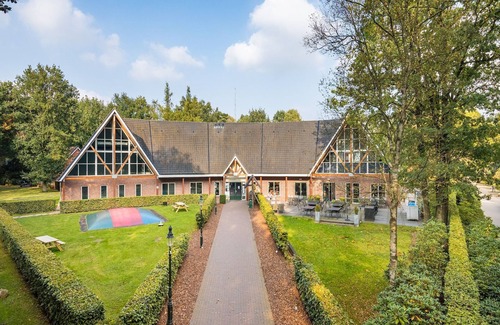 Hooghalen House | Charming Forest Getaway