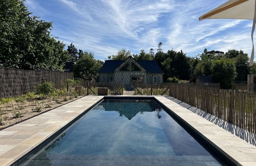 Manneville-la-Raoult House | Charming restored Normandy farmhouse in a quiet location with swimming pool