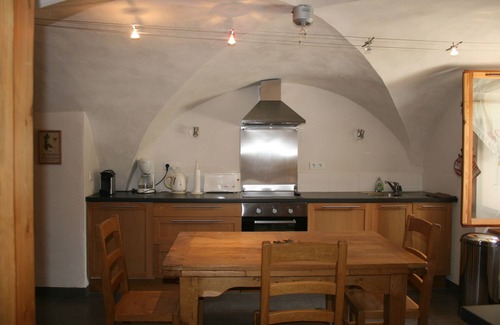 Monetier-les-Bains Apartment | Charming Serre-chevalier/Monetier 4/6-person apartment with garden.