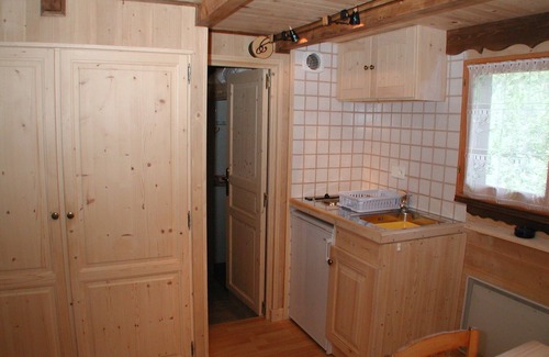 Valmorel Ski Chalet | Charming chalet renovated in a former attic, close to the slopes, located in
